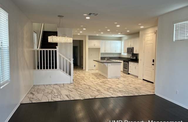 Beautiful 4-Bedroom Home in New Haven Community Gallery 4