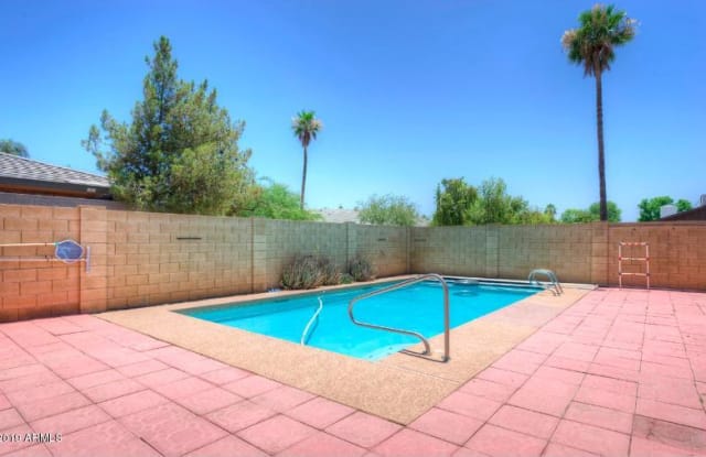 1736 E EL PARQUE Drive - 1736 East El Parque Drive, Tempe, AZ 85282