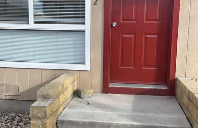 ONLY $1,395 PER MONTH FOR THIS REMODELED 3 BEDROOM, 1.5 BATHROOM UNIT LOCATED IN FALLON - 962 West Center Street, Fallon, NV 89406