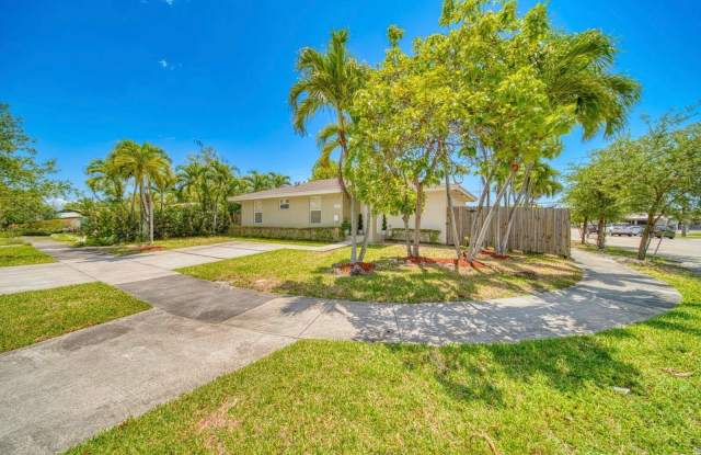 11492 Southwest 190th Terrace Road photos photos 11492 Southwest 190th Terrace Road photos photos