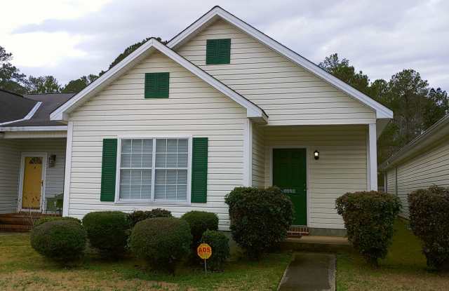 Nice 3 bedroom 2 bath home in Tuscaloosa photos photos