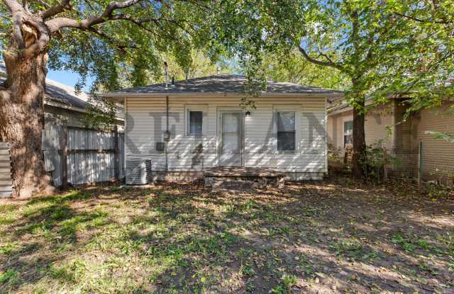 251 Millwood North Gallery 3
