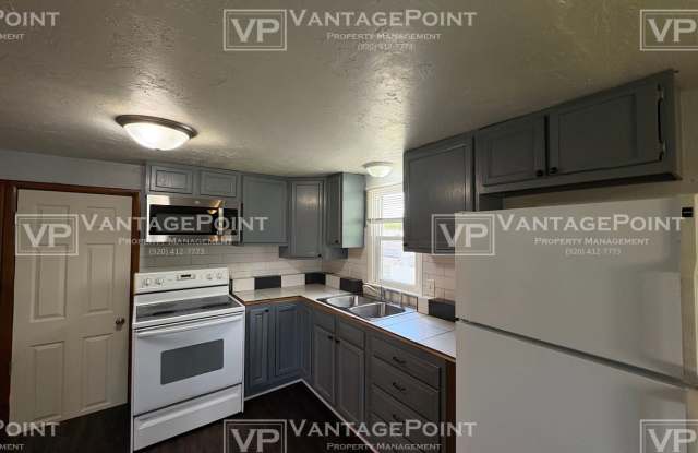 1929 South 10th Street - Upper Gallery 3