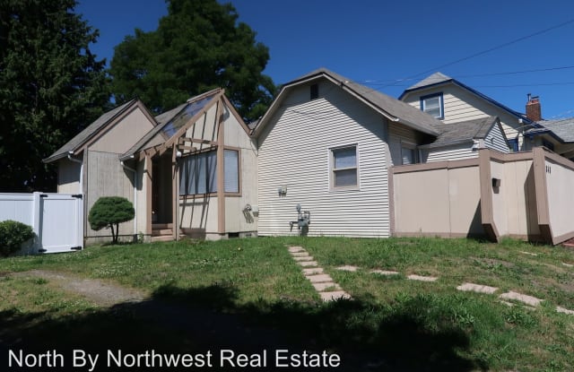 848 NE 92nd St - 848 Northeast 92nd Street, Seattle, WA 98115