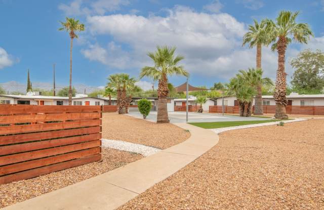 2198 Country Club Gallery 3