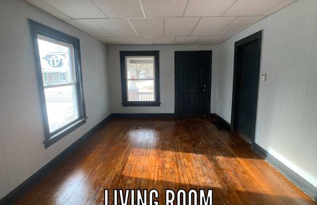 203 S Virginia Ave Gallery 3