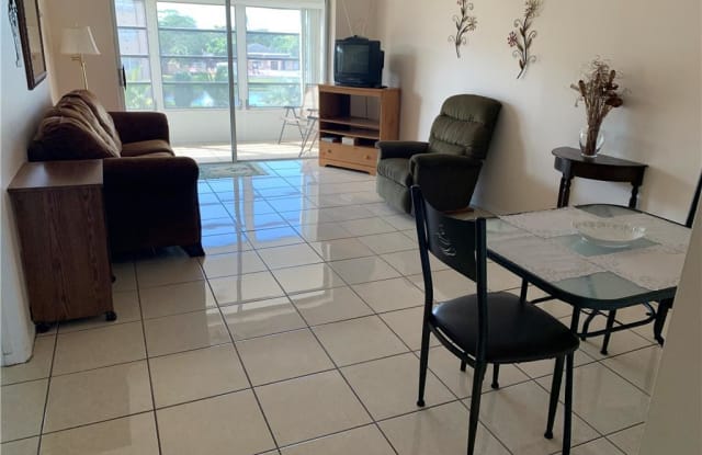 3091 NW 46th Ave - 3091 NW 46th Ave, Lauderdale Lakes, FL 33313