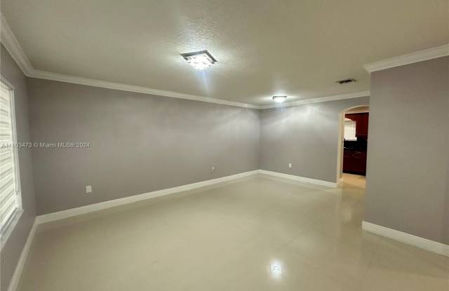 9711 SW 164th Ct Gallery 3