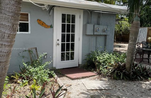 1324 SW 31st St - 1324 Southwest 31st Street, Fort Lauderdale, FL 33315