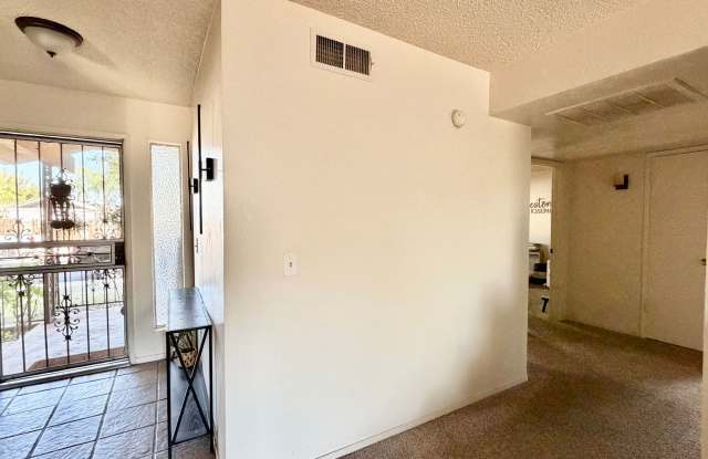 $1,950 Bullard & Fowler, 3 Bedroom Home - Wrenwood Ave, Clovis Gallery 3