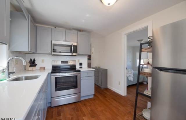 108 N Gaston Ave photos photos