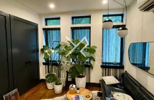 812 Saint Johns Place photos photos