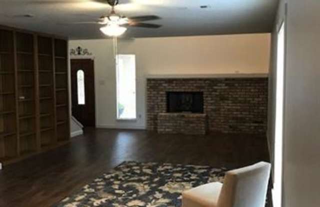 4959 Thunder Road Gallery 3
