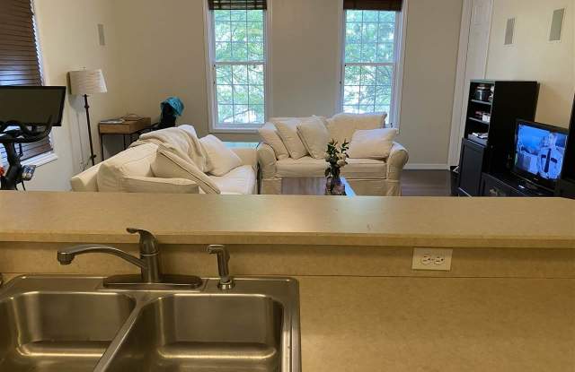 5055 SW 91st Terrace 202 Gallery 4
