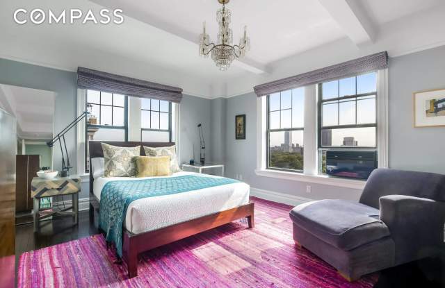 350 Central Park West Gallery 4
