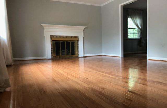 15925 DOLPHIN DRIVE Gallery 3