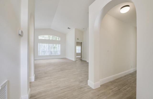 172 Jones Creek Drive Gallery 3