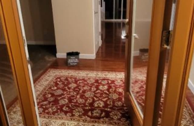 18907 43rd. Ave S.E. - 18907 43rd Avenue Southeast, Mill Creek East, WA 98012