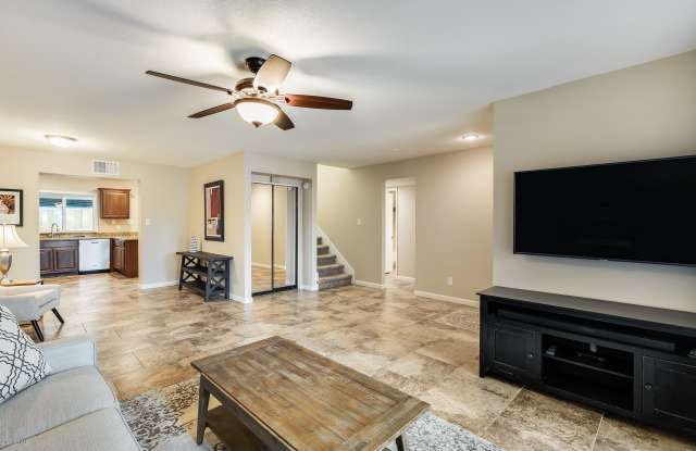 8226 E MCDONALD Drive Gallery 3