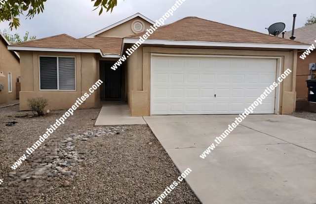 Great location - 4 Bedroom, 2 Bathroom, 2 Car Garage and 1,635 Sq Ft. Home. photos photos