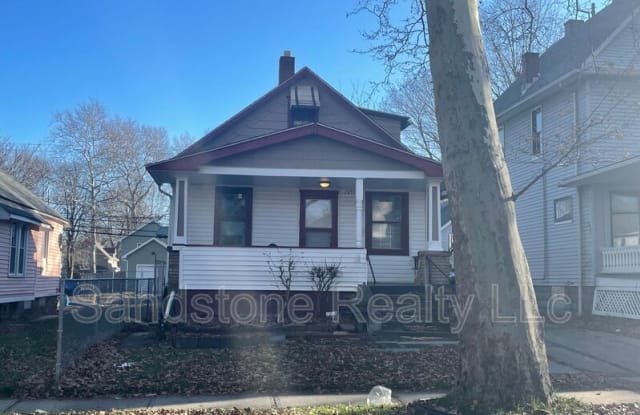 2073 W 85th St - 2073 West 85th Street, Cleveland, OH 44102