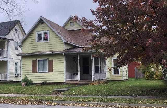816 W University Ave. - 816 West University Avenue, Muncie, IN 47303