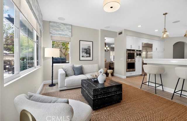 11 Bellevue Gallery 1