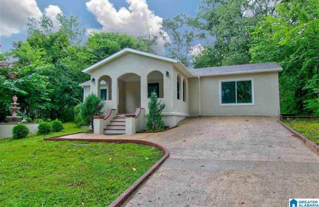 Beautiful 3-Bedroom Home with Bonus Room  Updated Kitchen photos photos