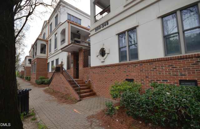 236 E Davie Street photos photos