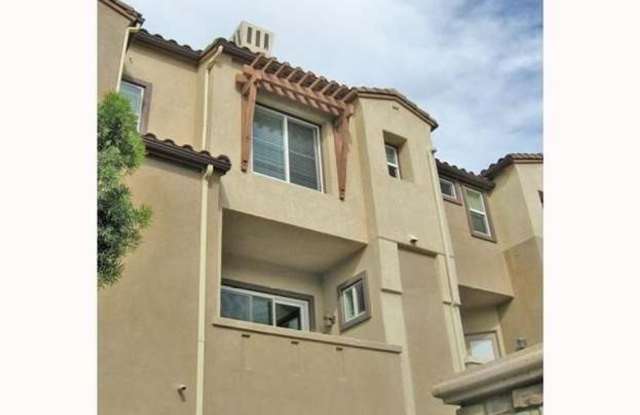 2Bed/2.5Bath Townhome in Coronado Ranch San Marcos (Near CSUSM)! Available Now Gallery 3