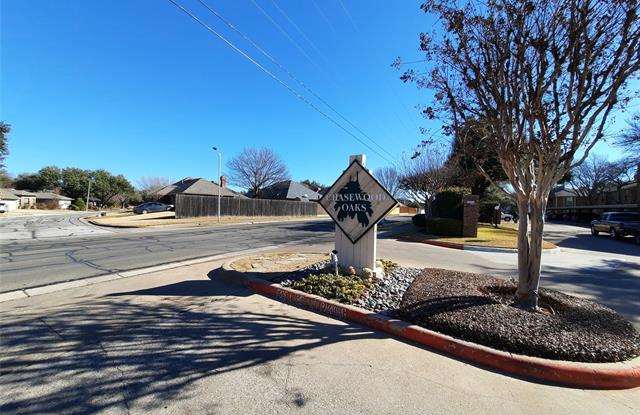 1108 Riverchase Lane - 1108 Riverchase Lane, Arlington, TX 76011