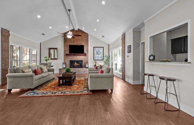 Preston Bend Apartments Gallery 2