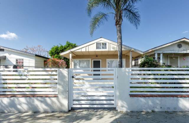 Charming Single-Family Home with Backyard Parking in Pacoima photos photos