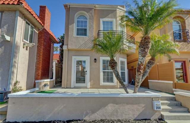 208 16th Street - 208 16th Street, Huntington Beach, CA 92648