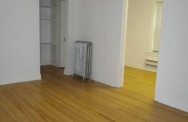 2239 N Bissell St - 2239 North Bissell Street, Chicago, IL 60614