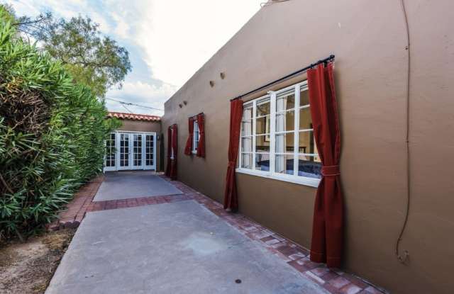 1629 West Wilshire Drive photos photos