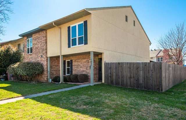 1657 Choteau Circle - 1657 Choteau Circle, Grapevine, TX 76051