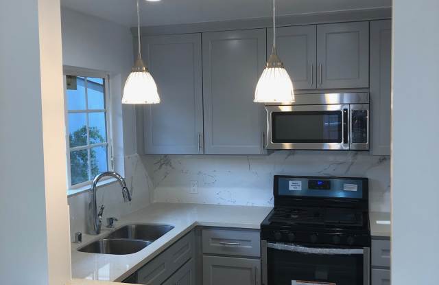 143 North Hamilton Drive photos photos