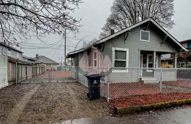 Adorable Craftsman Home in SE Salem - 1173 15th Street Southeast, Salem, OR 97302