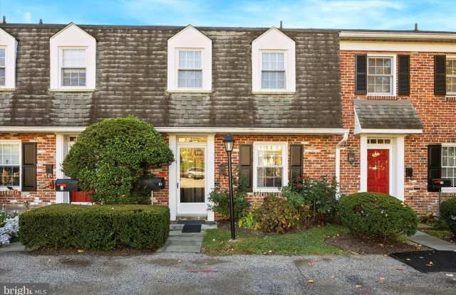 25 N BUCK Lane unit: B photos photos