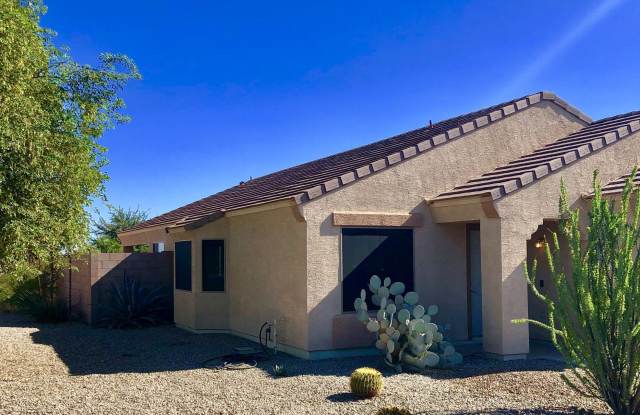 15963 W LARKSPUR Drive Gallery 2