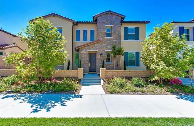 17 Lavender - 17 Lavender, Lake Forest, CA 92630