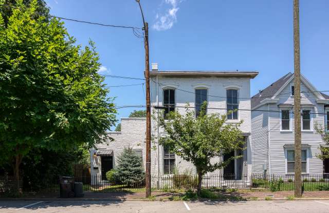 1621 Story Ave photos photos