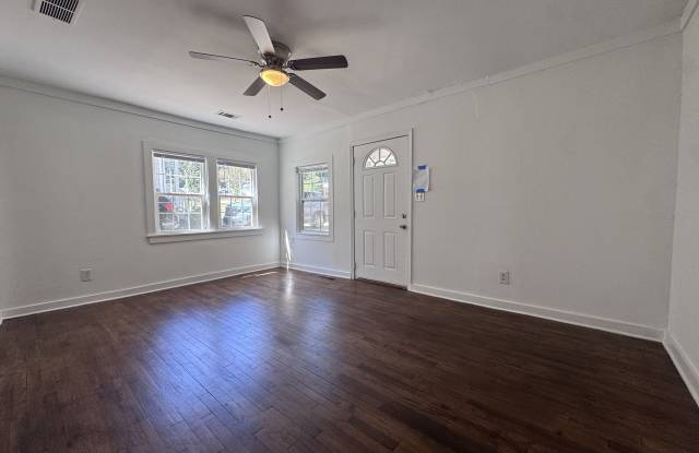 2577 Eastwood Drive Gallery 2