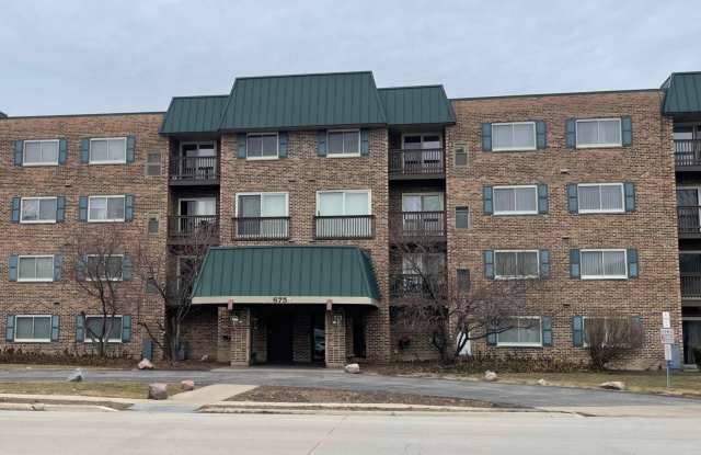 675 Grove Terrace unit: 208 photos photos