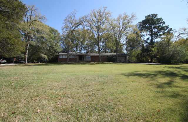 Exclusively Offered By MUSE REALTY, LLC. photos photos