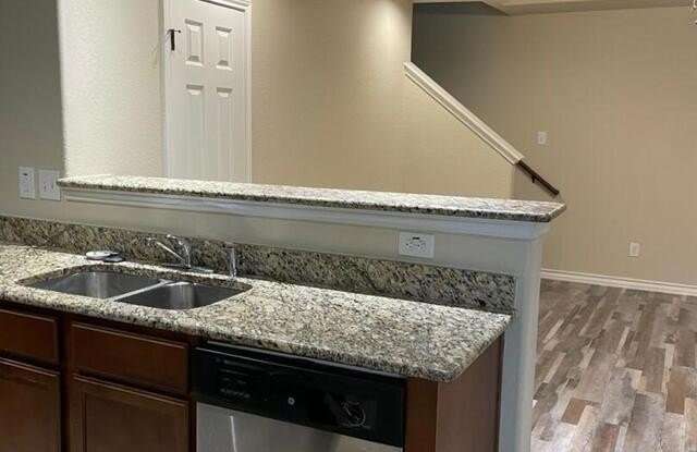 5011 Flipper Drive Gallery 4