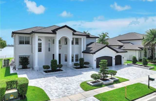 4707 SW 195th Terrace Gallery 2