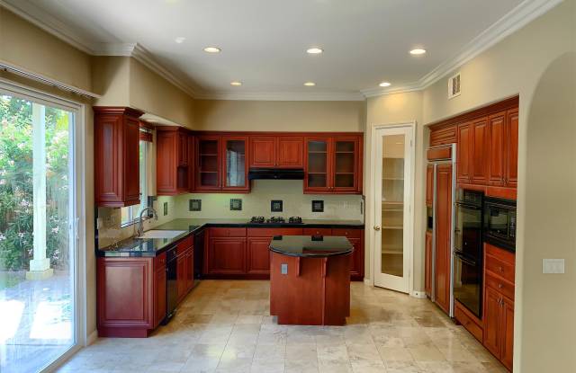 7635 Marker Road Gallery 2
