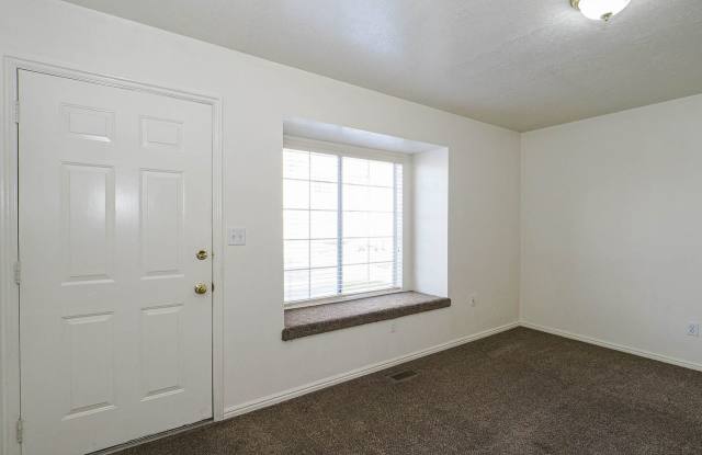 Updated 3 Bed Condo in Central American Fork! Gallery 4